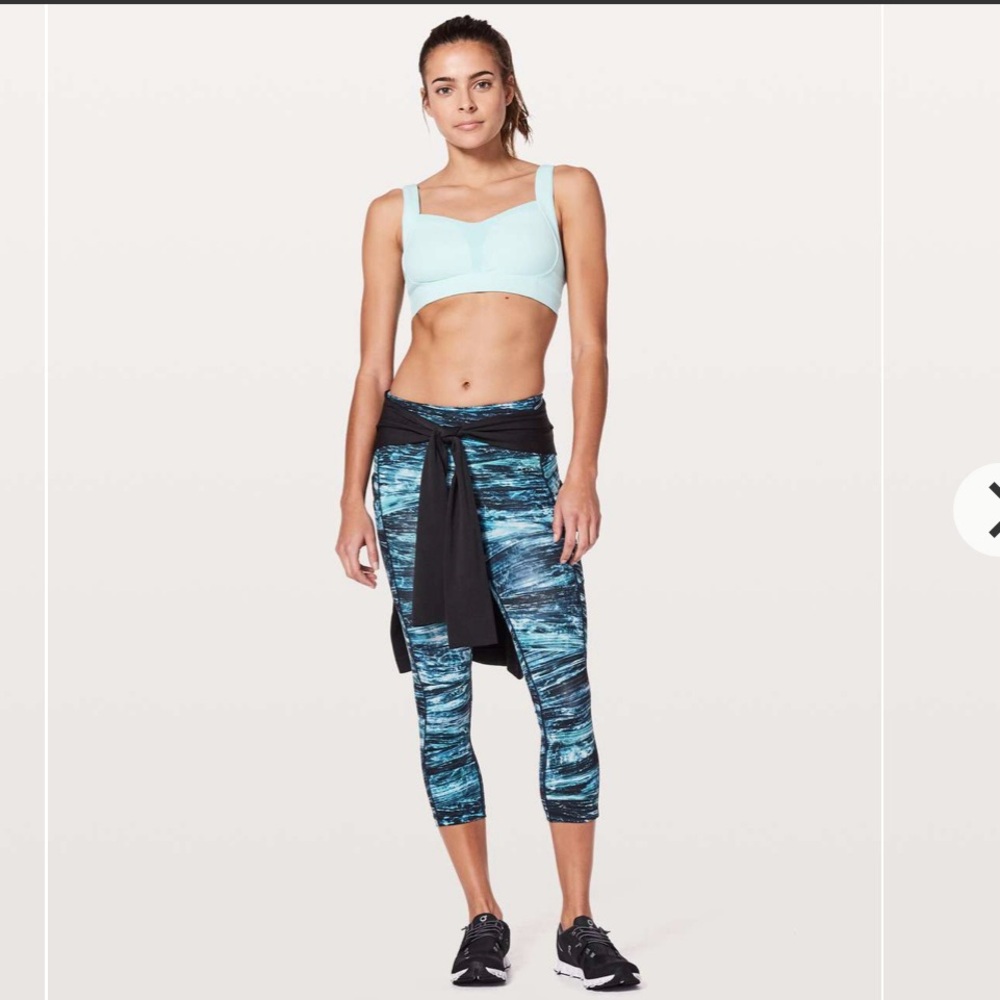Lululemon Speed Up Crop 21" Shorelines Multi Blue